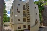 Latvija, Rīga, Zaubes iela. Renovēta māja, dzīvokļu skaits ēkā 5 gab., dzīvokļus nepārdod atsevišķi, bet visu īpašumu kopā, labiekārtota...